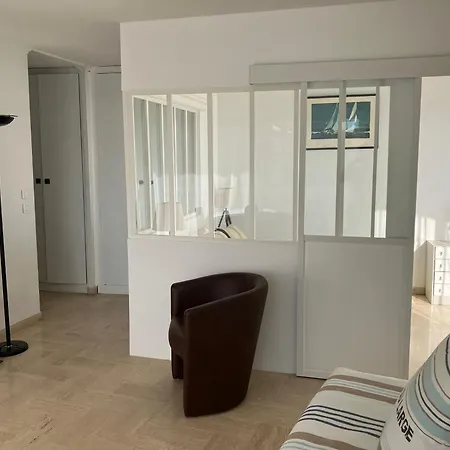 Mandelieu Apartment